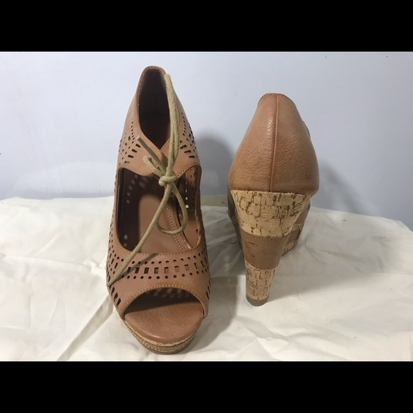 Brown wedge sandal - Picture 4 of 5